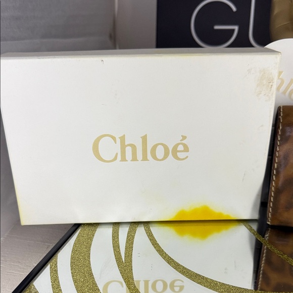 Chloe Brown Leather Wallet with Gold Details - Picture 9 of 10